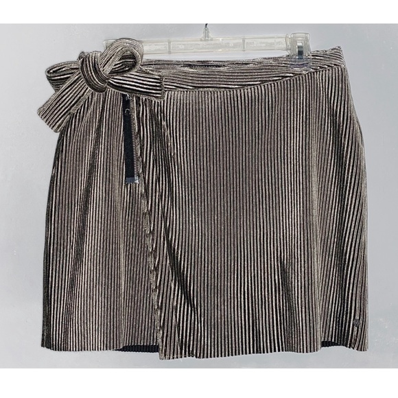 Scotch & Soda Velvet Corduroy Mini Wrap Skirt - Picture 3 of 14